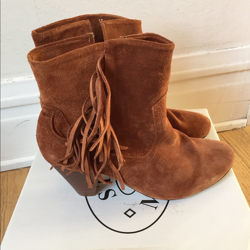 Steve Madden boots